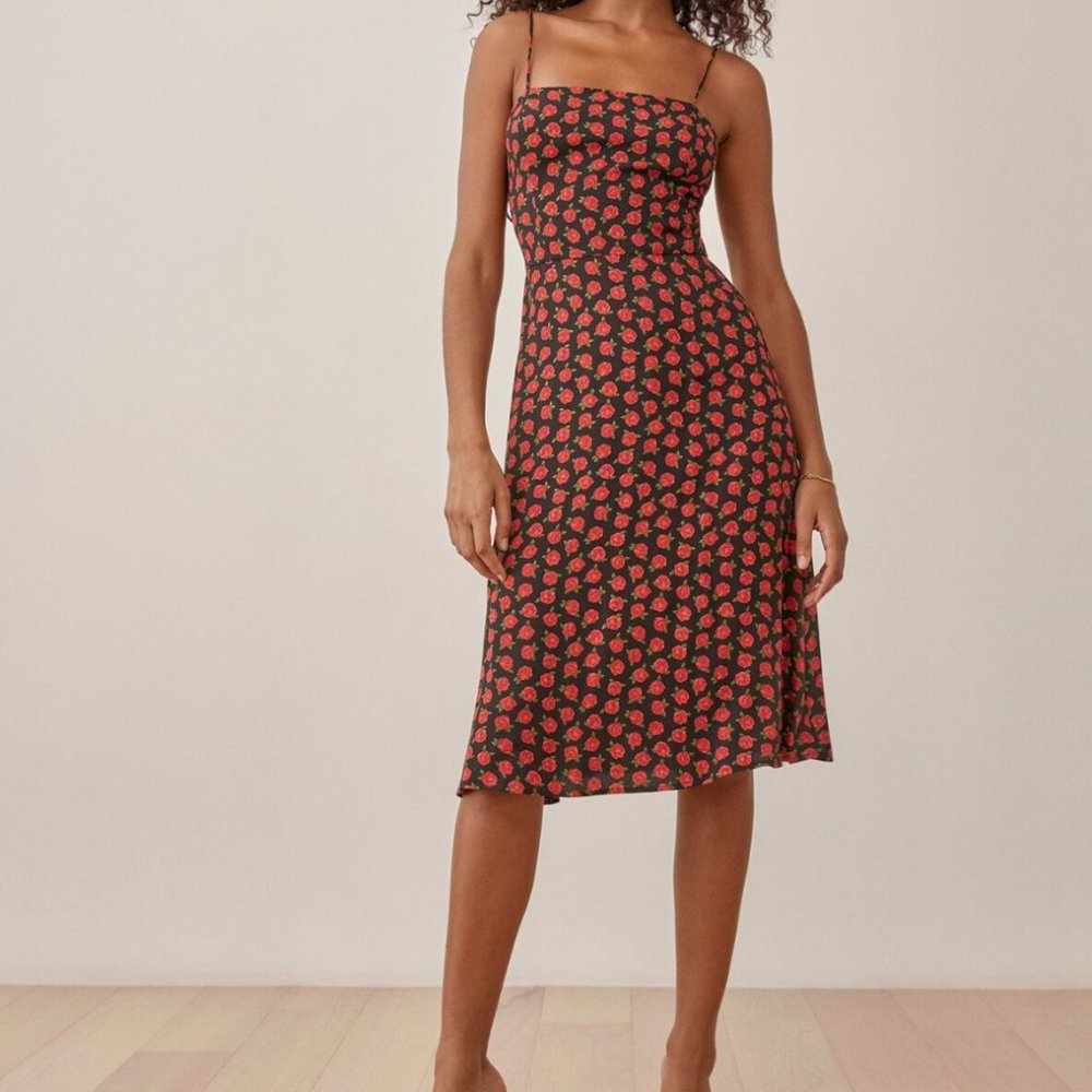 Reformation Peach Dress in Cassandra size 4